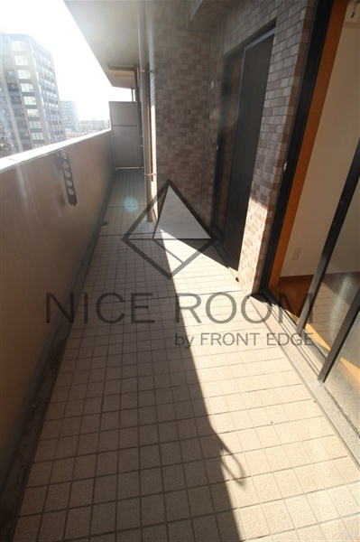 リーガル四ツ橋立売堀Ⅱのバルコニー