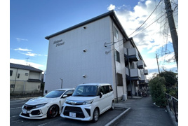 一宮市大和町妙興寺のマンションの外観