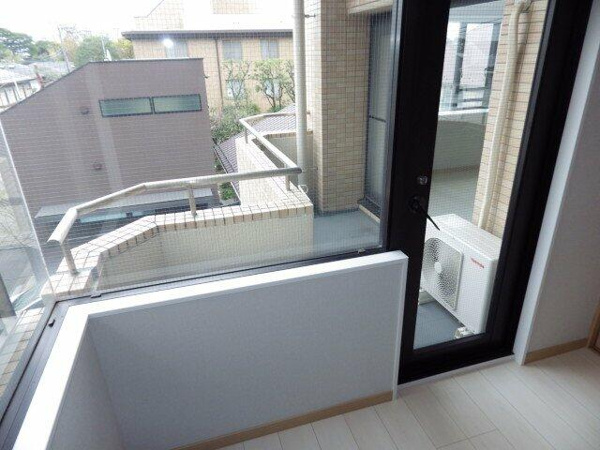 トーカンマンション深沢のバルコニー