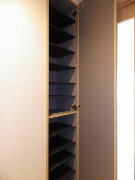 トーカンマンション深沢の収納