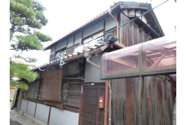小路貸家の外観