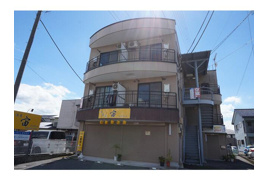 レジデンスヨコマツの外観