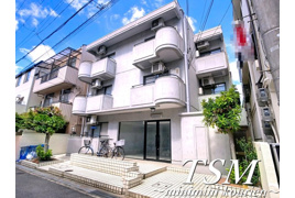 カレリアの外観