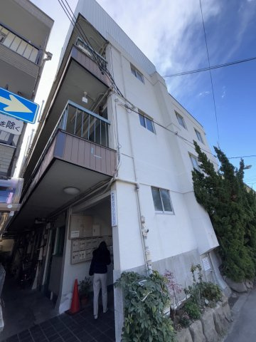 トモエマンションの画像