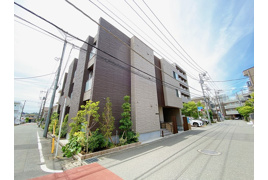 PHARE/ファーレの外観