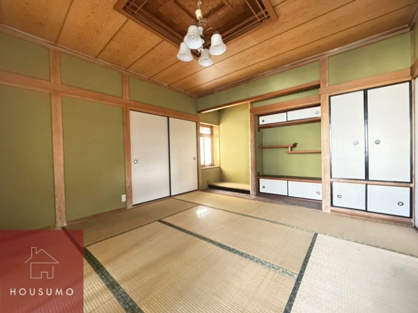 【泉町山口貸家の和室】