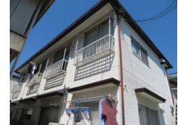 国立市中のアパートの外観