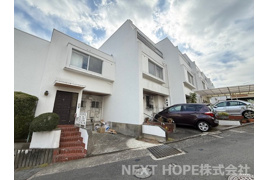 ユニハイツ花屋敷の外観