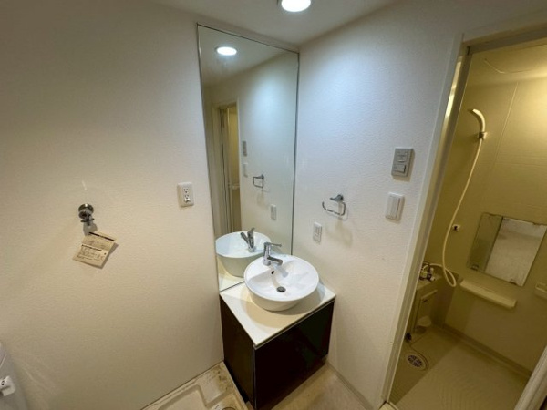 【アロハマリーナの洗面所】