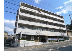 広島市安佐北区口田南のマンションの外観