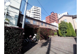 春日の杜の外観