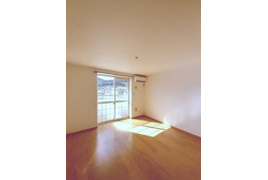 綾歌郡綾川町陶のアパートの外観