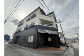 エナール高須の外観