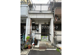 金田町3丁目テラスハウスの外観