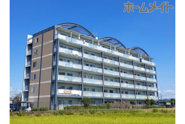 マンションエルガーデンの外観