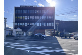 丹波市柏原町柏原　テナントの外観