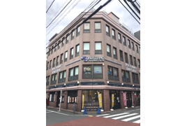 松岡西葛西ビルの外観