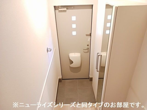 【コート桜道の玄関】