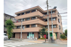 ドミール小林の外観