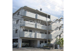 ファミール中野の外観