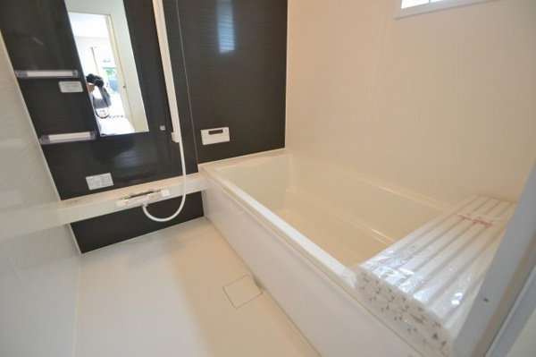 【広島市安佐北区あさひが丘の戸建ての浴室】