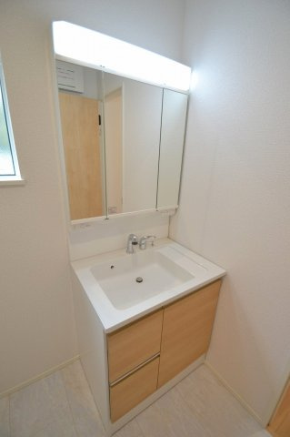 【広島市安佐北区あさひが丘の戸建ての洗面所】