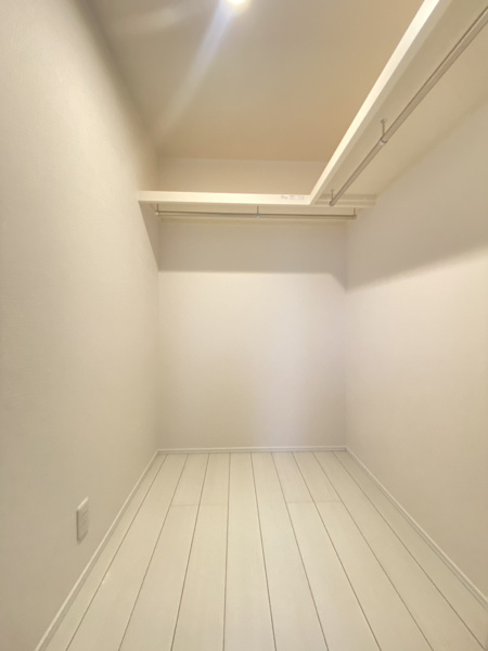 【 新築 RESI NAGAI(レジナガイ)Ⅱの収納】