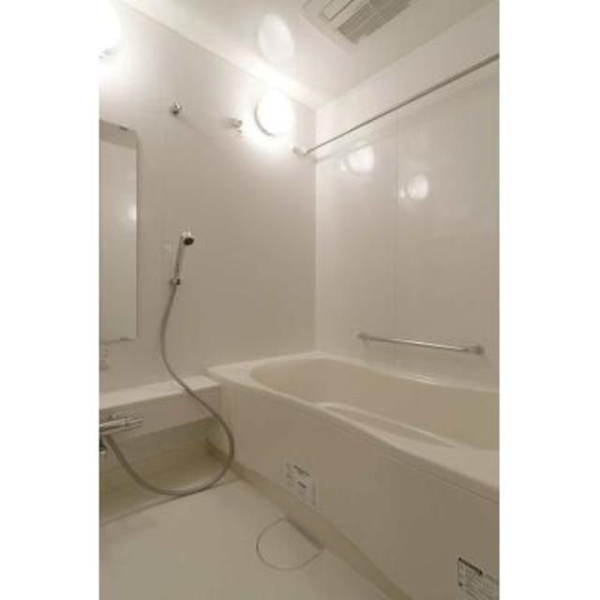 パークキューブ代々木富ヶ谷の浴室