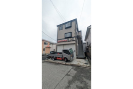 川口市戸塚東2丁目　倉庫付き戸建の外観