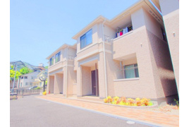 広島市安佐南区上安のアパートの外観