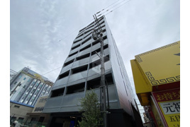 グランシアター高井田の外観