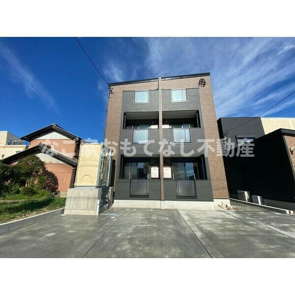 岩倉市中央町3丁目&nbsp;3階建&nbsp;築3年のイメージ