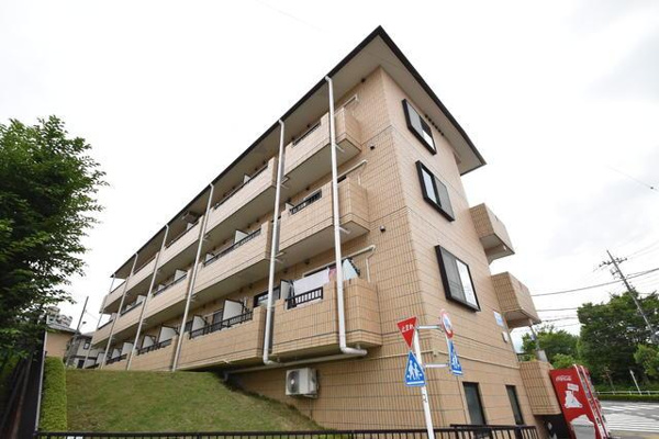 パドーレ カミノの外観