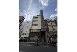 本町コスモビルの外観