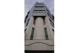 丸池ビルの外観