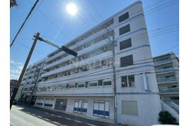 相模原市南区上鶴間本町のマンションの外観