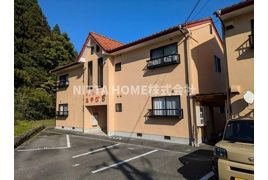 養父市八鹿町高柳のアパートの外観