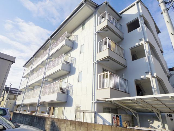 コーポ三和新大宮Ⅰ号館の画像