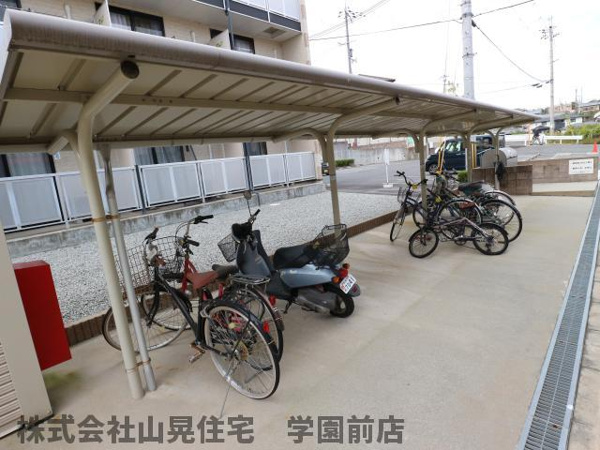 奈良市学園中のマンションのその他