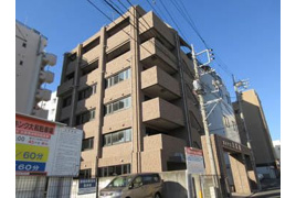 全広社ビルの外観