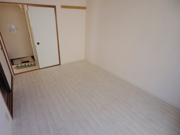 【コートヴィレッジⅢの子供部屋】