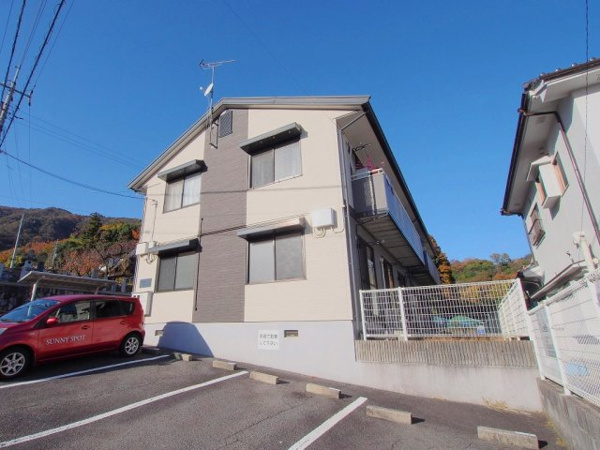 【コートヴィレッジⅢの外観】