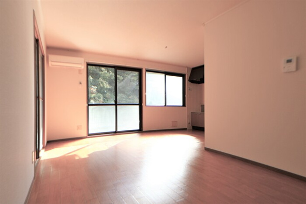 【コートヴィレッジⅢの居間】