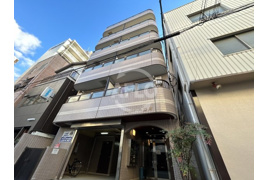 ベルヴィラージュ桜川の外観