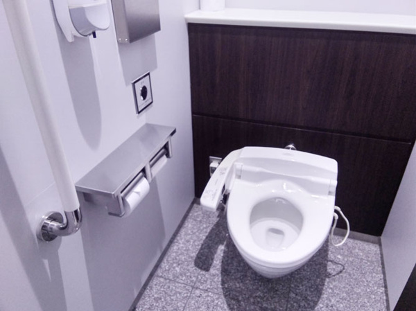 【名古屋証券取引所ビルの写真】