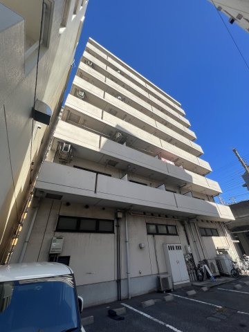 チハヤアネックスの外観