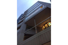 セロンビルの外観