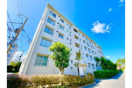 ひよどり台3団地20号棟の外観