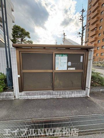 【ロイヤルハイツ茜の駐車場】