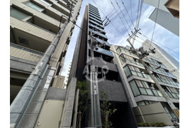 ライフフィールドなにわ本町RUELLEの外観